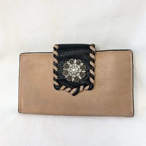 Beez brand wallet pink and black genuine leather with rhinestones